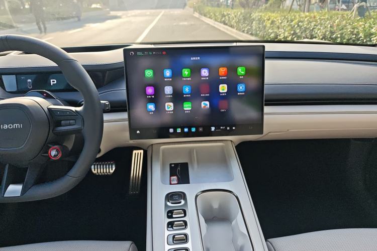 Used Xiaomi Auto SU7 2024 Four-Wheel Drive Ultra-Long Range Advanced Intelligent Driving Max Edition