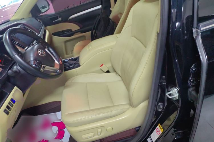 Used Toyota Highlander 2017 2.0T Four-Wheel Drive Luxury Edition 7 Seats