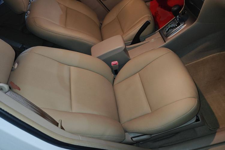 Used Toyota Corolla EX 2013 1.6L Automatic Excellence Edition Right Front Seat