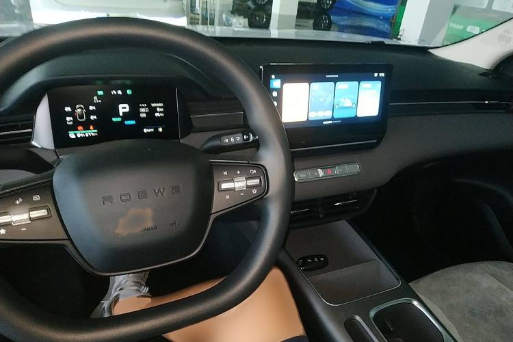 Used Roewe D6 2025 450 km Premium Edition
