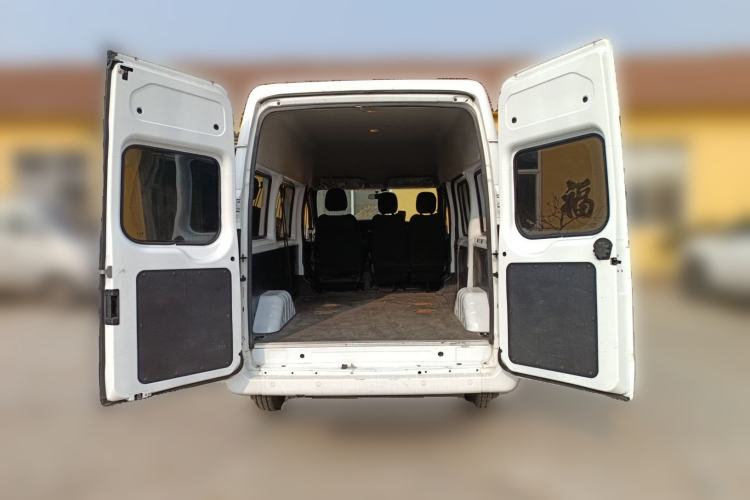 Used JMC Fushun 2022 2.0T Manual Multi-Function Passenger Vehicle Short Wheelbase Mid-Height Roof 6-Seater