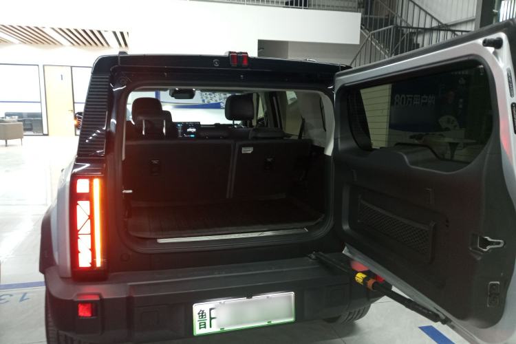 Used iCAR 03 2024 501km Four-wheel Drive Long-range Intelligent Driving Edition Trunk