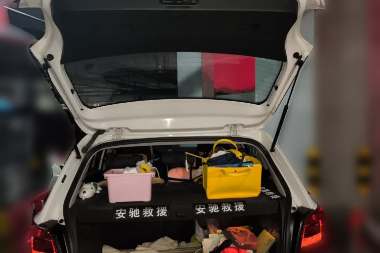 Used Volkswagen Polo 2016 1.6L Automatic Comfort Model Trunk