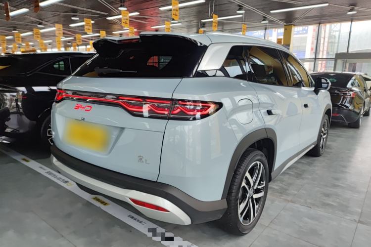 Used BYD Song L DM-i 2024 112 km Leading Edition Rear Right 45 Deg