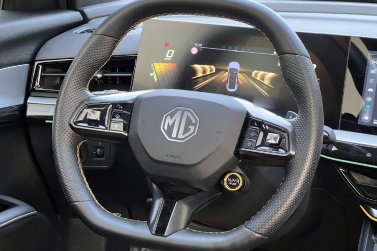 Used MG 5 Scorpio 2022 1.5T Trophy Sport Luxurious Edition