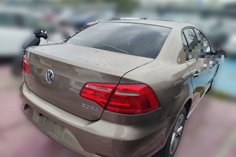 Used Volkswagen Bora 2014 1.6L Automatic Comfort Model Rear Right 45 Deg