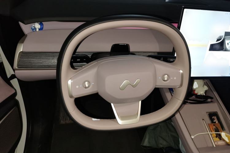 Used ONVO L60 2024 60 kWh Rear-Drive Version
