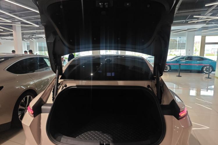 Used Nio ET5 2022 75 kWh
