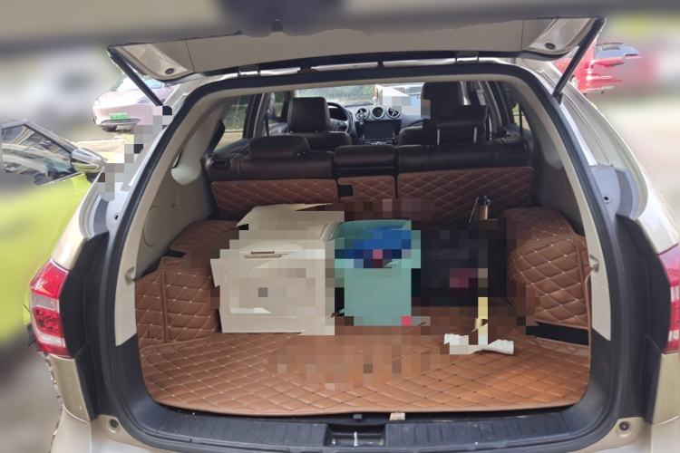 Used BYD Tang New Energy 2015 2.0T Four-Wheel-Drive Flagship Model Trunk