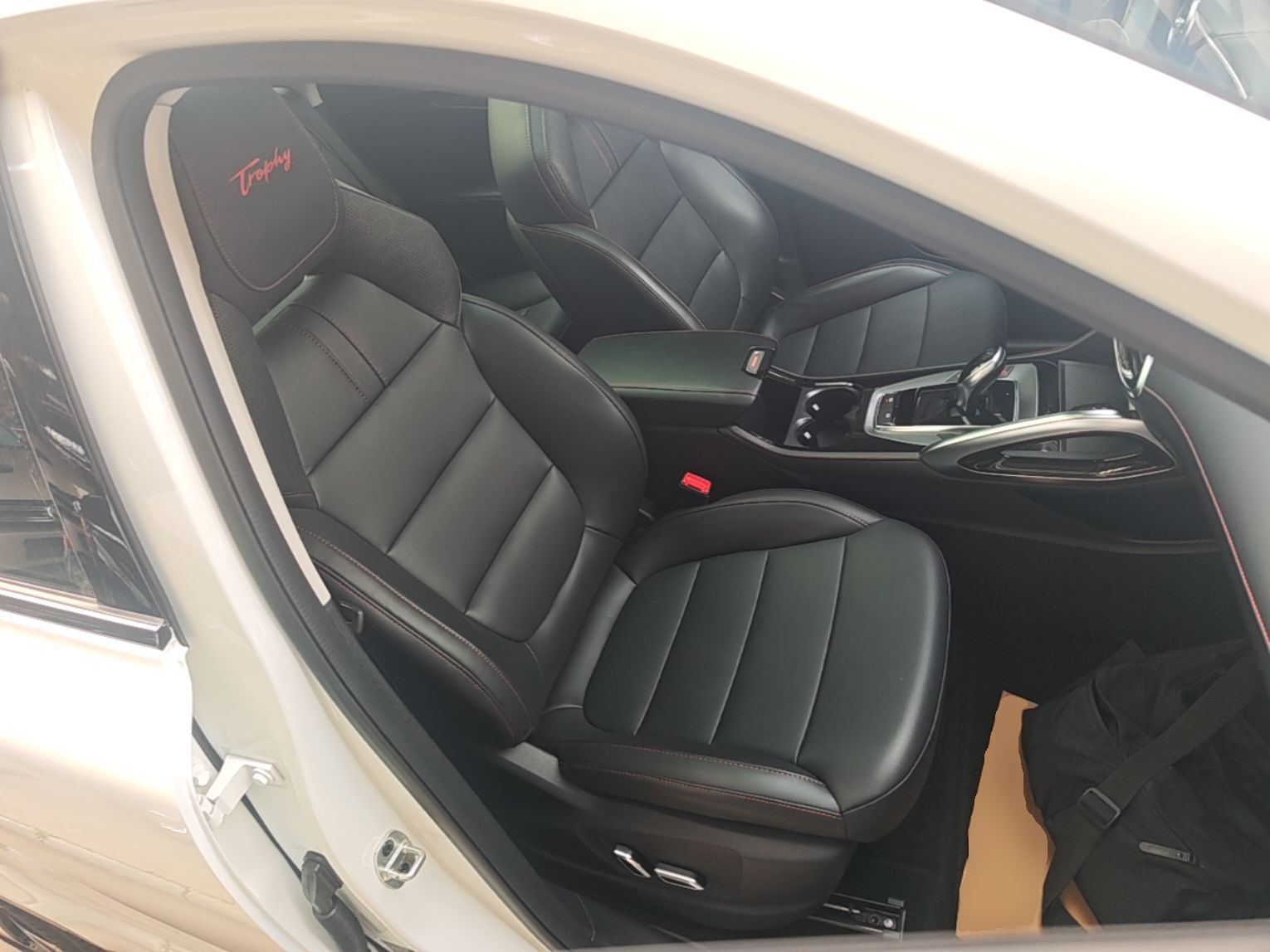 MG Pilot New Energy 2021 Trophy Series 1.5T Hybrid Trophy Flagship Edition — снимка 19