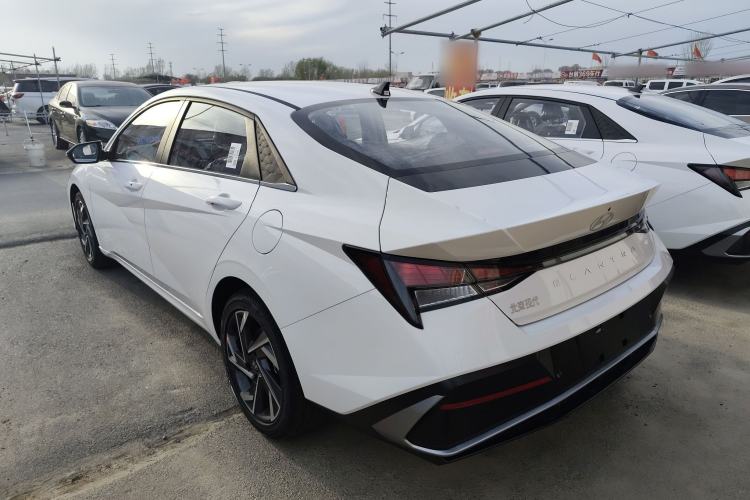 Used Hyundai Elantra 2023 1.5L CVT GLX Elite Edition Rear Left 45 Deg