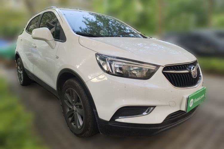 Used Buick Encore 2018 18T Automatic Two-Wheel Drive Urban Leading Model Front Right 45 Deg