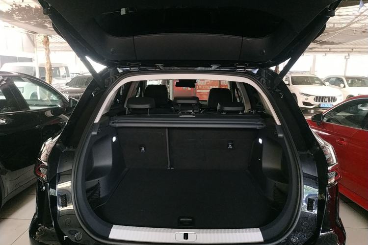 Used Hongqi HS5 2023 2.0T Qixiang Pro Edition Trunk