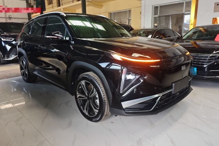 Used Geely Galaxy L7 2025 EM-i 115km Exploration Edition Front Right 45 Deg