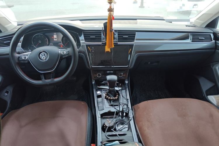 Used Volkswagen Phideon 2018 Revised Version 380TSI Two-Wheel Drive Business Edition