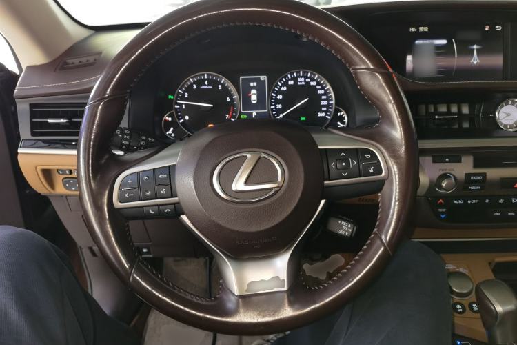 Used Lexus ES 2015 200 Elite Edition
