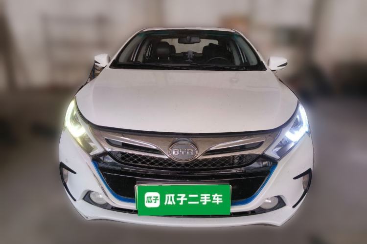 Used BYD Qin New Energy 2015 1.5T Dual-Crown Flagship Edition
