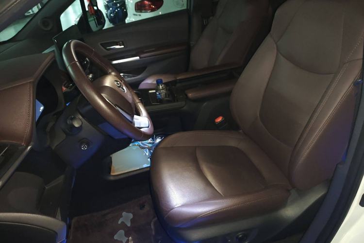 Used Toyota SIENNA 2021 2.5L Hybrid Platinum Edition Left Front Seat