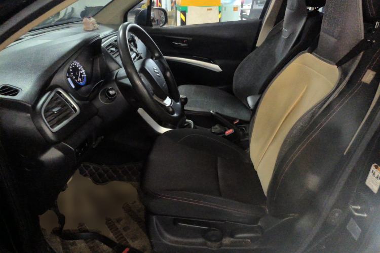 Used Suzuki S-Cross 2014 1.6L Manual Two-Wheel Drive Entry Model Left Front Seat