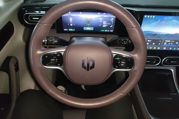 Used Leapmotor C11 2023 Pure Electric 500 Comfort Edition Steering Wheel