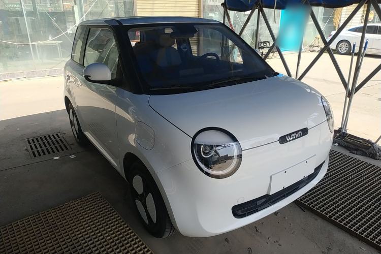 Used CHANGAN NEVO Lumin 2023 205km Xiangqin Version Front Right 45 Deg