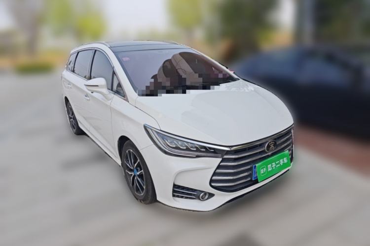 Used BYD Song MAX 2017 1.5T Automatic Smart Connect Elite 7-Seater Front Right 45 Deg