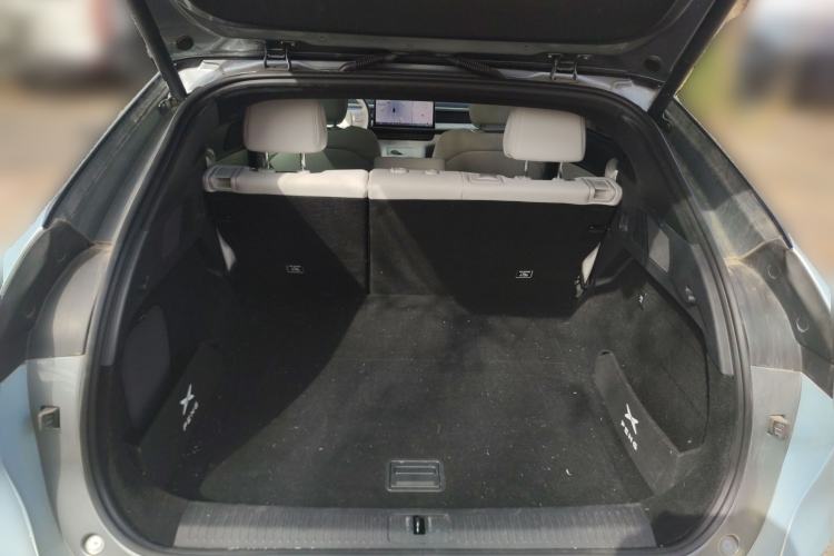 Used XPeng G6 2023 580 Long-Range Pro Trunk