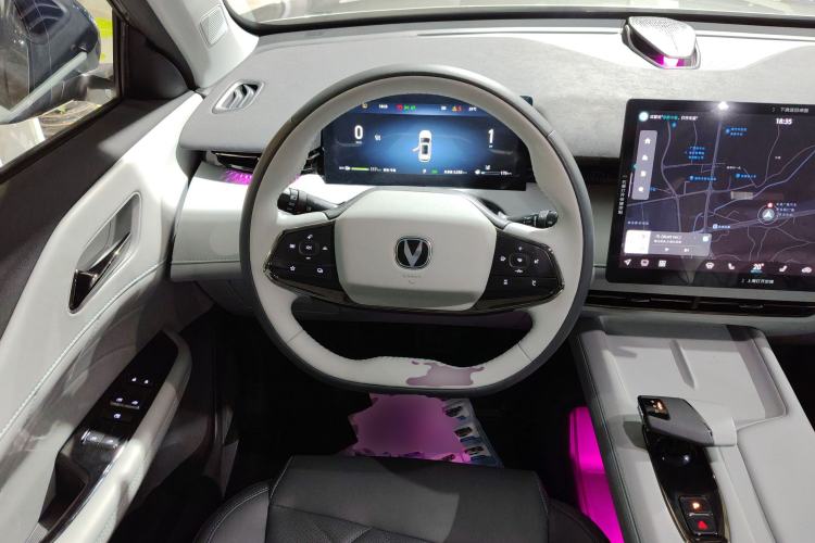 Used CHANGAN UNI-Z New Energy 2024 Blue Whale Smart Electric iDD 125km Excellence Model Steering Wheel