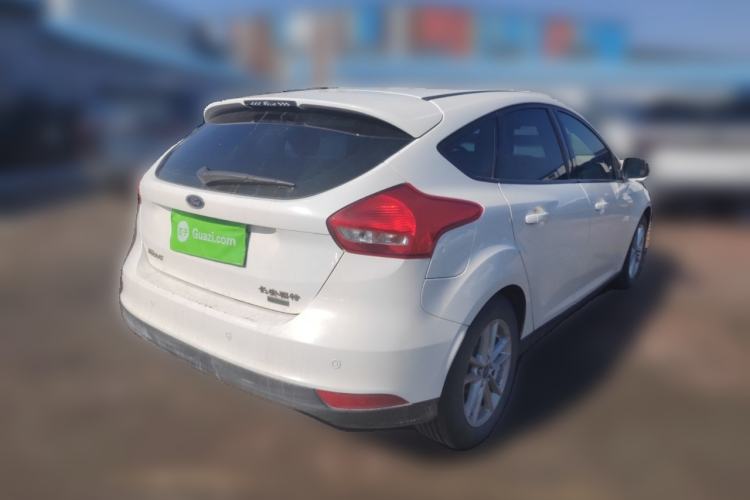 Used Ford Focus 2015 Hatchback EcoBoost 125 Automatic Supreme Style Edition

