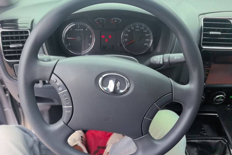 Used Great Wall Wingle 5 2013 2.8T European Version Two-Wheel Drive Elite Version Big Double-Cab GW2.8TC