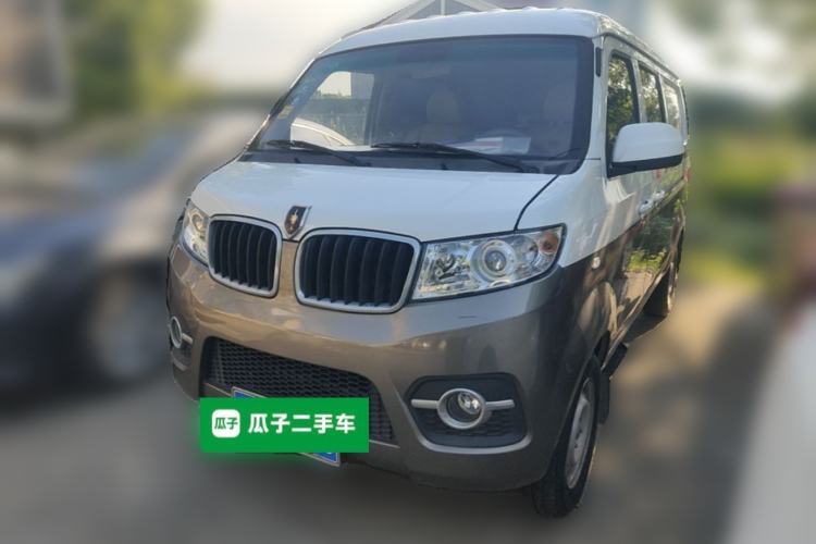 Used Jinbei Hiace X30 2022‑year‑registered, manual‑transmission, five‑seat, 1.5‑liter displacement