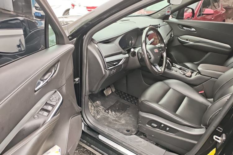 Used Cadillac XT4 2018 28T Two-Wheel Drive Leading Sport Model
