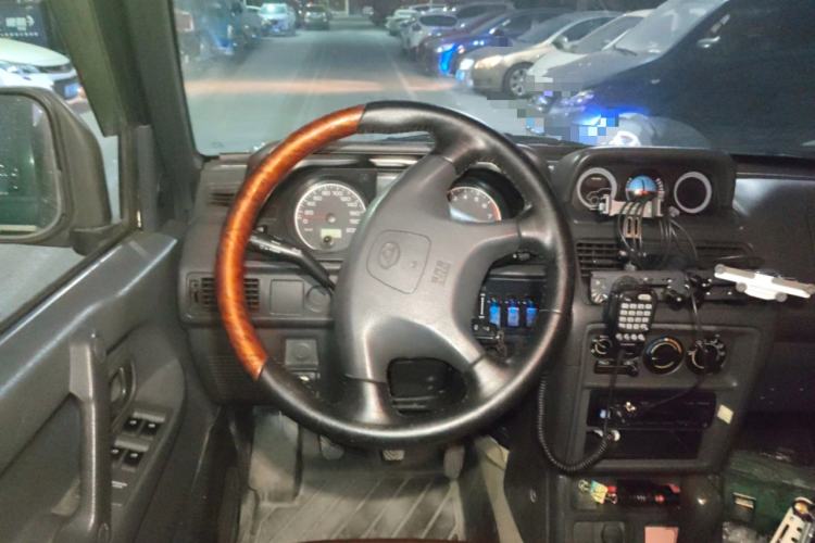 Used Leopaard 6481 2009 2.2L Manual Two-Wheel Drive
