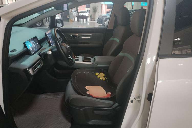 Used AION Y 2023 Plus 610 Enjoy Edition