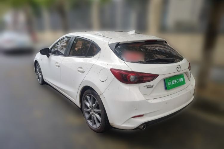 Used Mazda Mazda 3 Axela 2017 Hatchback 2.0L Automatic Luxury Model Emission Standard China V