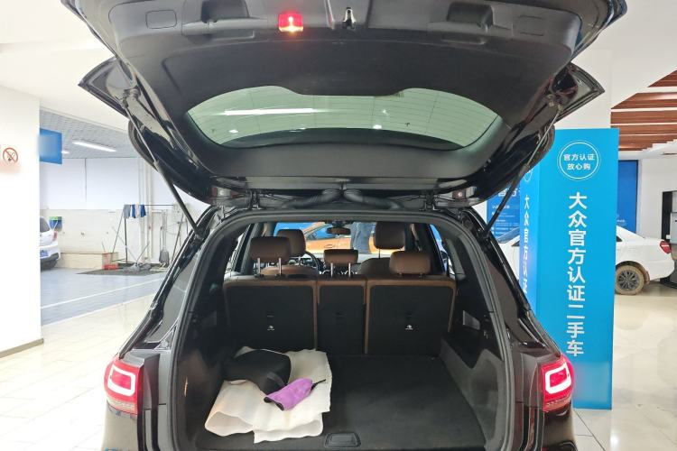 Used Mercedes-Benz GLB 2023 GLB 200 Dynamic Edition Trunk