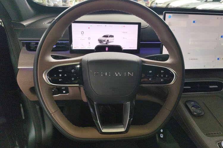 Used Fengyun T8 2025 1.5T 130km Deluxe Version 5 Seats Steering Wheel