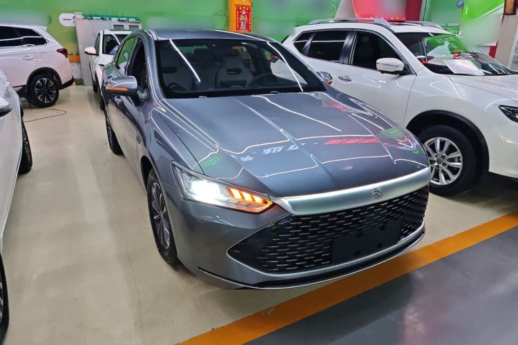 Used BYD Qin PLUS 2024 HONOR Edition DM-i 55KM Leading Model Front Right 45 Deg