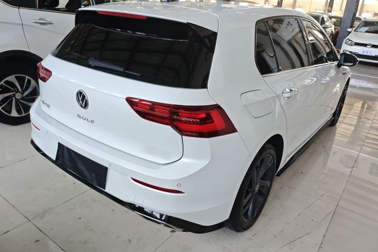 Used Volkswagen Golf 2021 280TSI DSG R-Line Rear Right 45 Deg