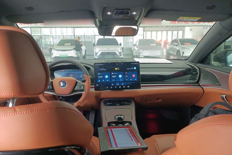 Used BYD Han 2022 EV Genesis Edition 610KM All-Wheel Drive Premium Model
