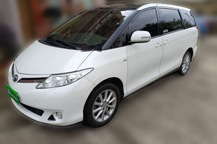 Used Toyota Previa 