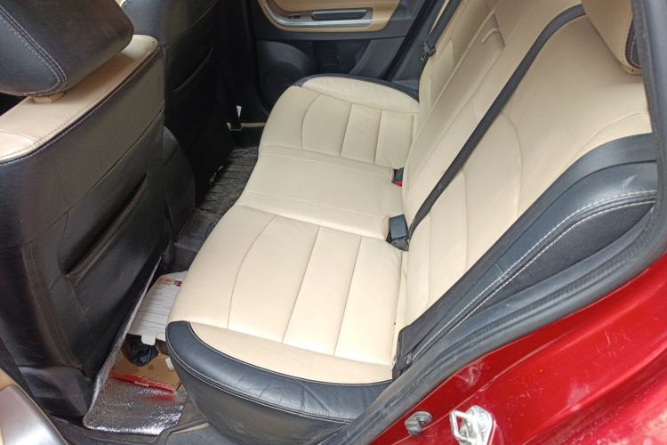 Used Haima Fumei 2015 M5 1.6L Manual "Beloved Edition" Left Rear Seat