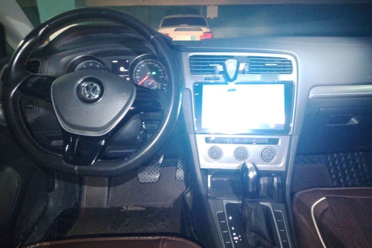 Used Volkswagen Golf 2016 230TSI Automatic Comfort Version