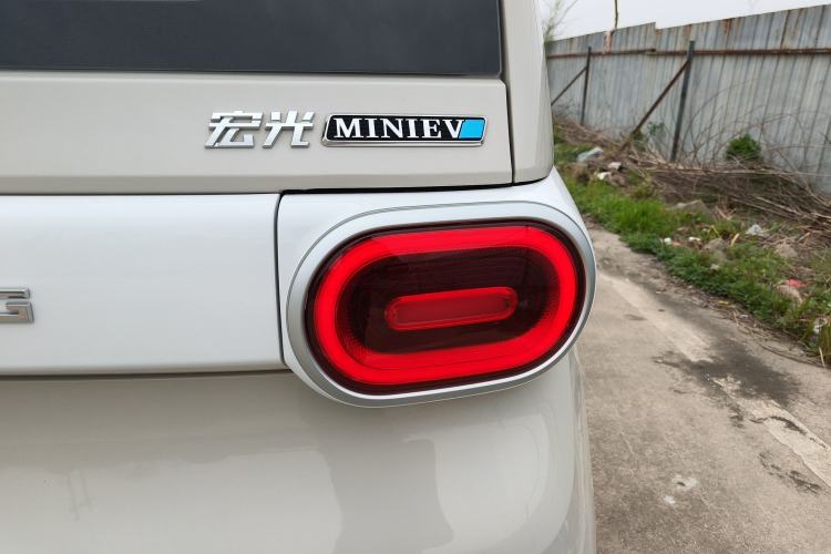Used Wuling Hongguang MINIEV 2024 3rd Generation 215km Youth Edition Exterior 3