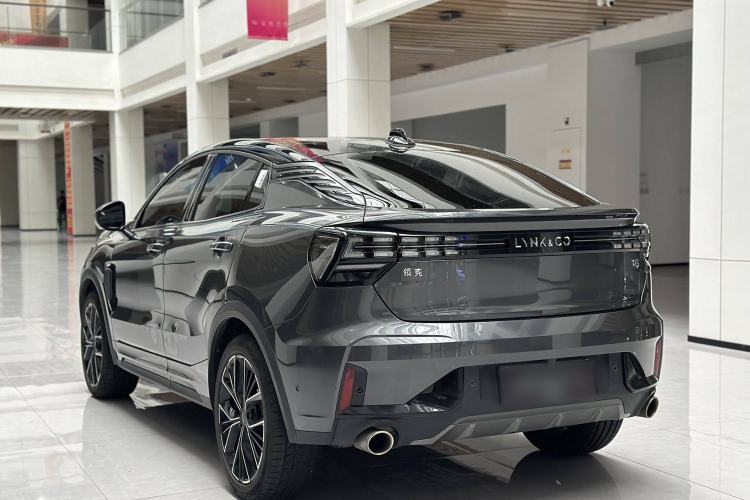 Used Lynk & Co 05 2023 2.0TD Two-Wheel Drive Shine Halo
