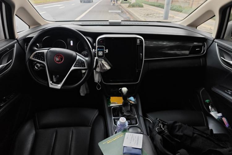 Used BYD Song MAX 2017 1.5T Automatic Smart Connect Elite 7-Seater Center Console