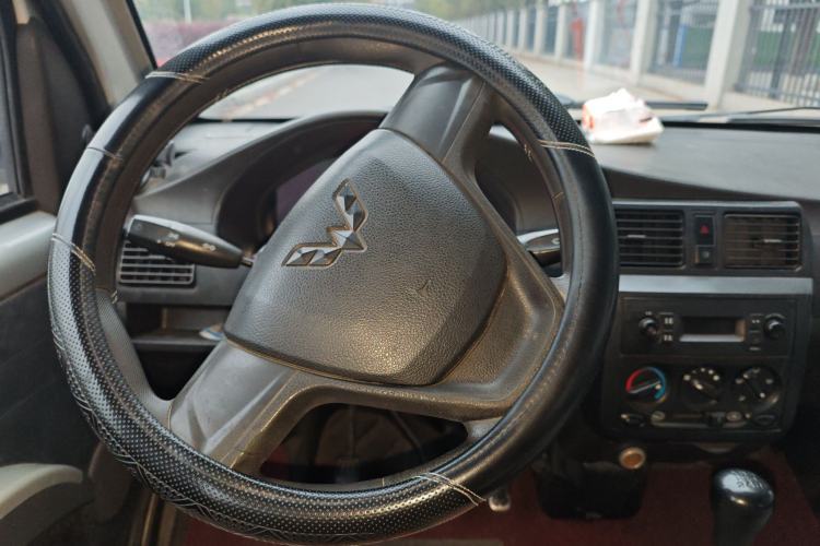 Used Wuling Zhiguang 2014 1.2L Extended Version LD6