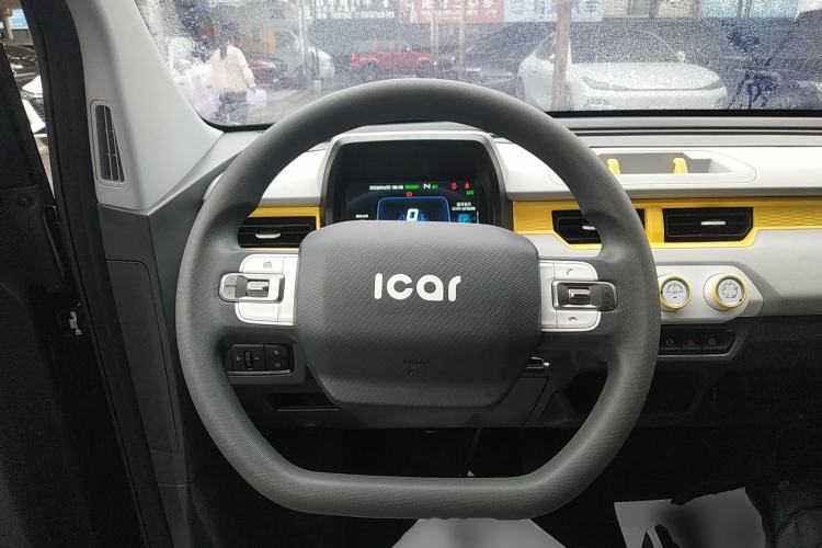 Used Chery QQ Ice Cream 2022 120km Conical Shape Lithium Iron Phosphate
