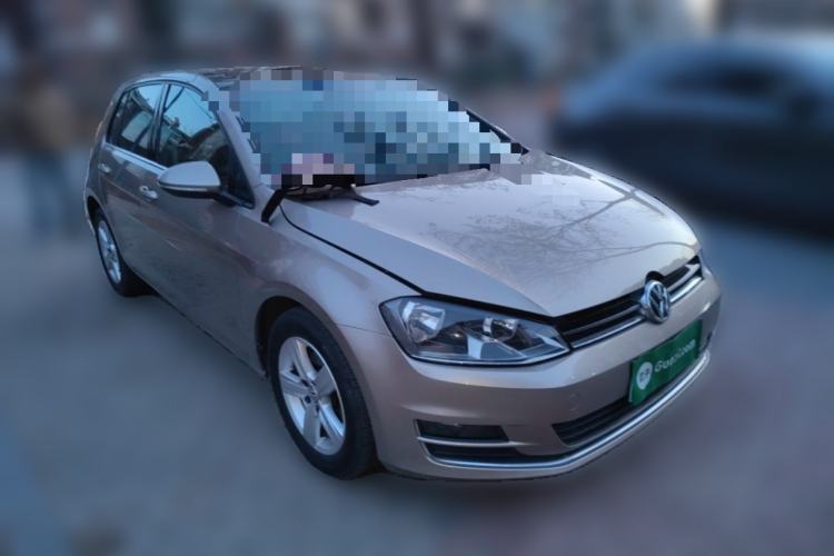 Used Volkswagen Golf 2016 1.6L Automatic Comfort Model Front Right 45 Deg