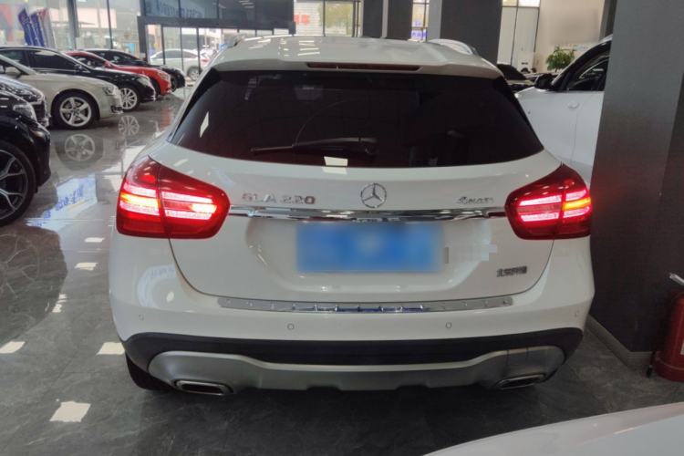 Used Mercedes-Benz GLA 2017 GLA 220 4MATIC Fashion Model
